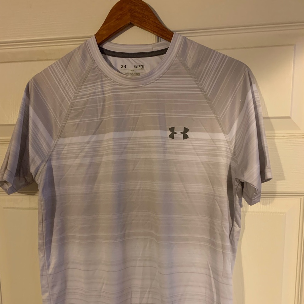 Under Armour heatgear grey/white stripe performance tee. Like new